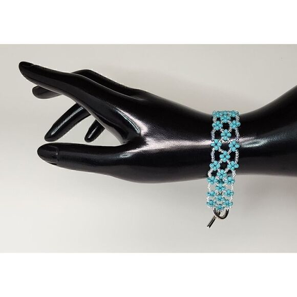 Handmade Jewelry by Ms. Lynda Aqua Beaded Bracelet - Picture 2 of 5